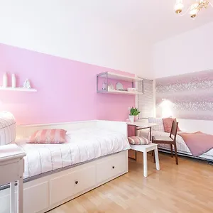 Susses 1-zimmer-apartment In Kollwitzplatz-nahe Appartement